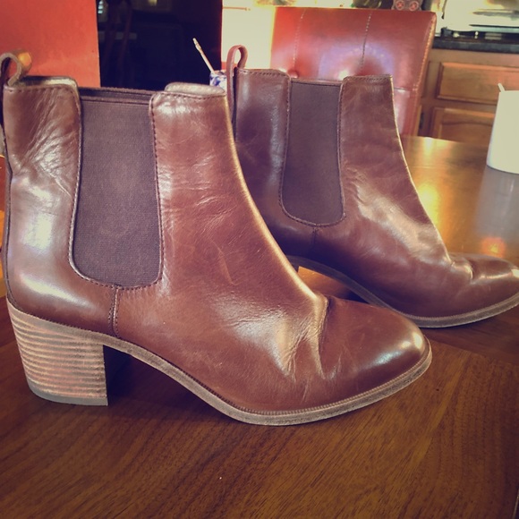 Madewell Shoes - Madewell brown Frankie booties
